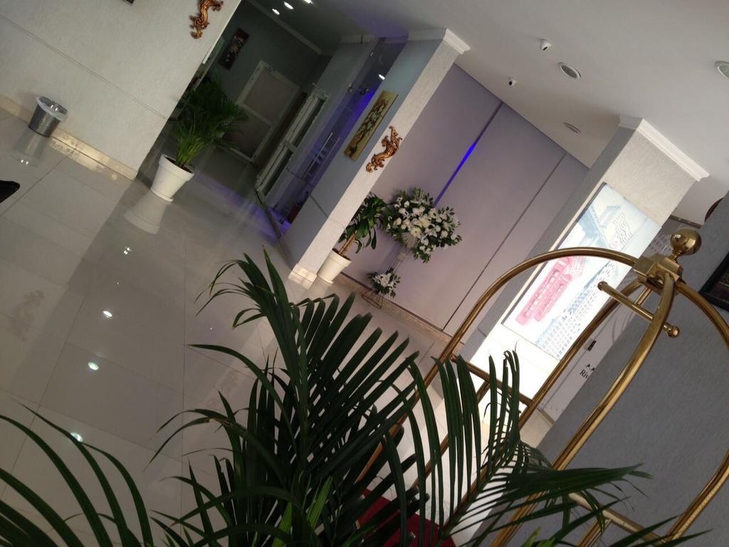 Riviera Apartments Kuwait City Bagian luar foto